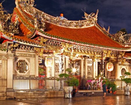 Why should I Plan a School trip to Taiwan?